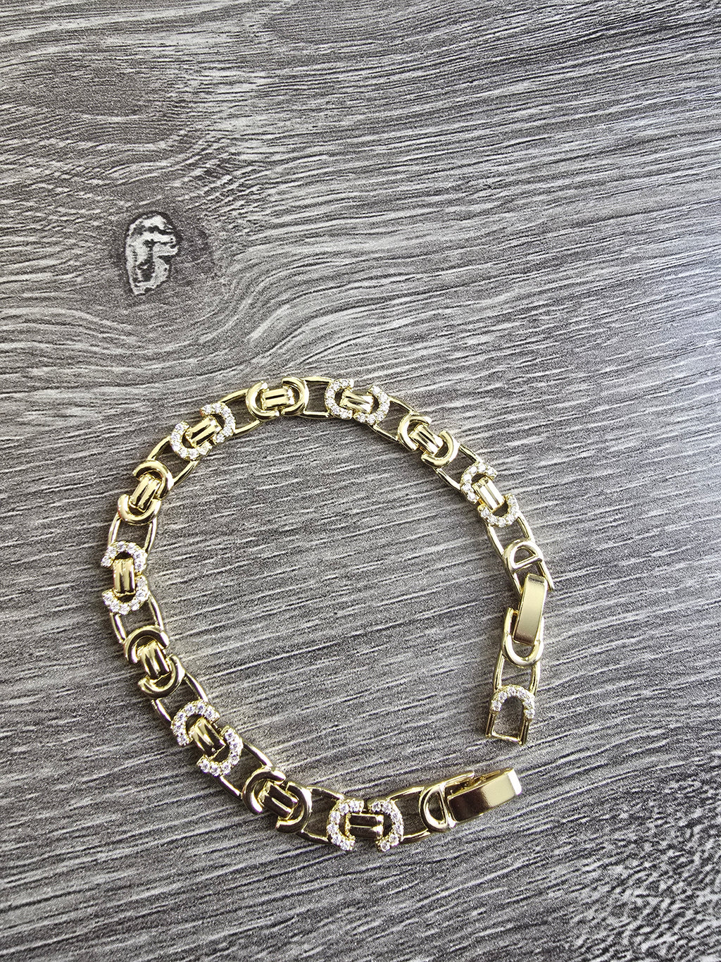Bracelet