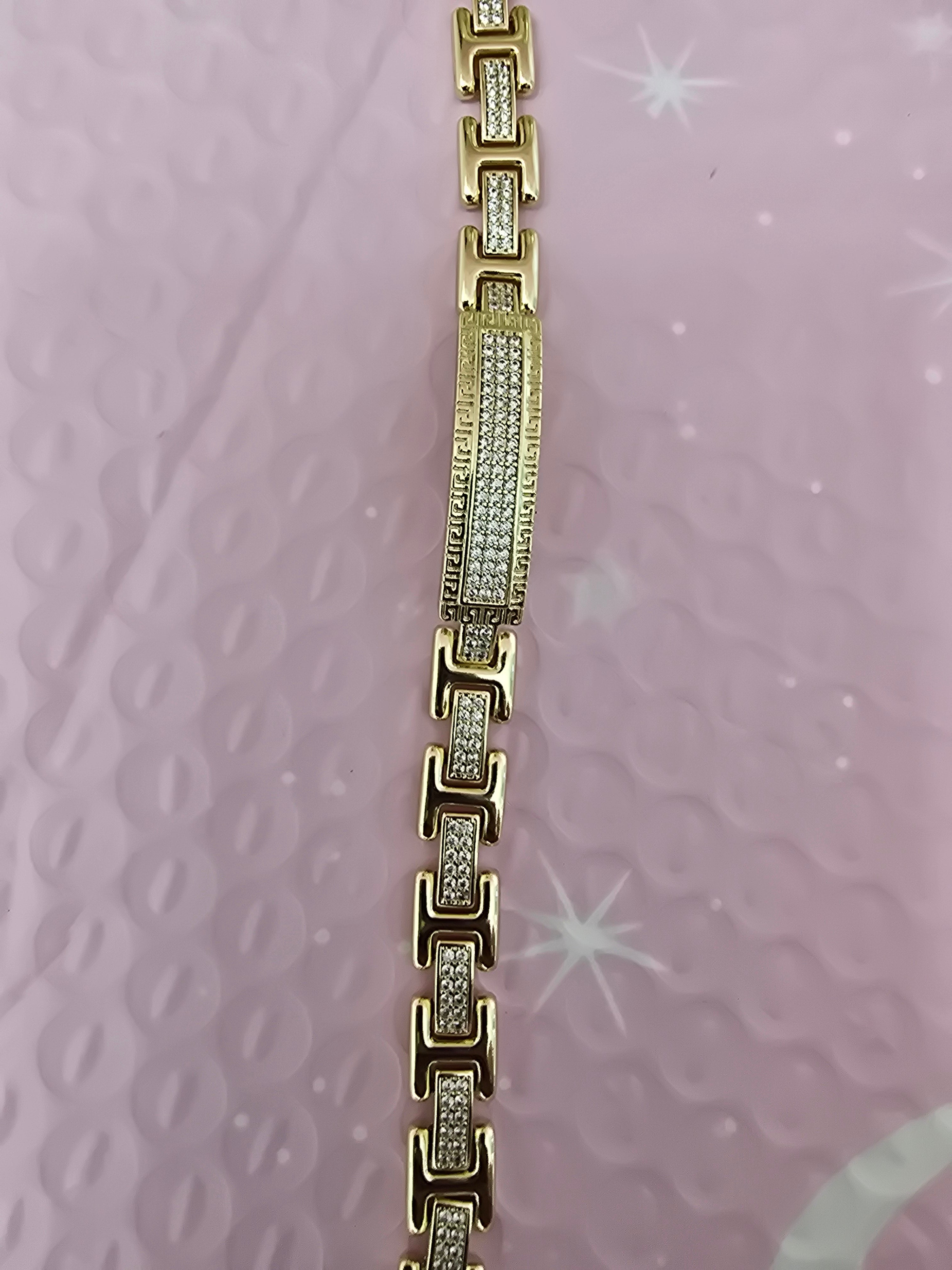 Elegant bracelet